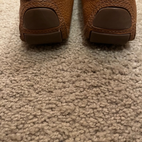 Tory Burch Tan Leather Logo Driving Loafers (Women) - Picture 5 of 7